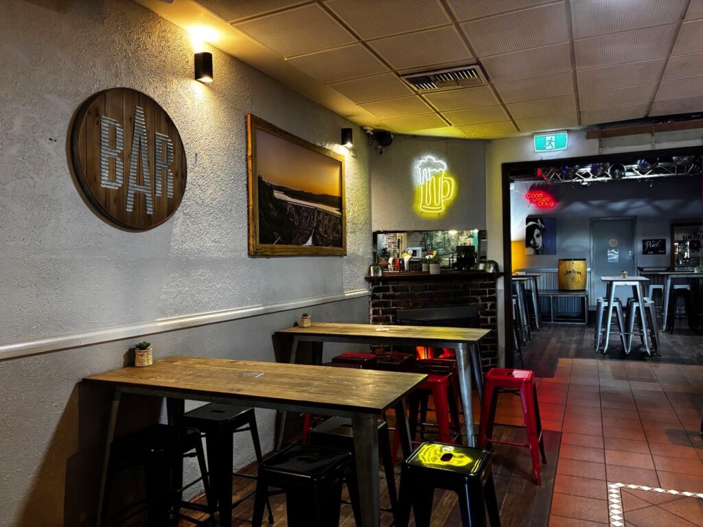 The-Vic_bar-seating_CC_2025_04