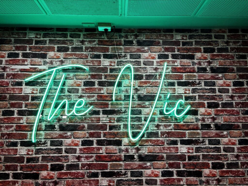 The-Vic_led-light-sign_CC_2025_01