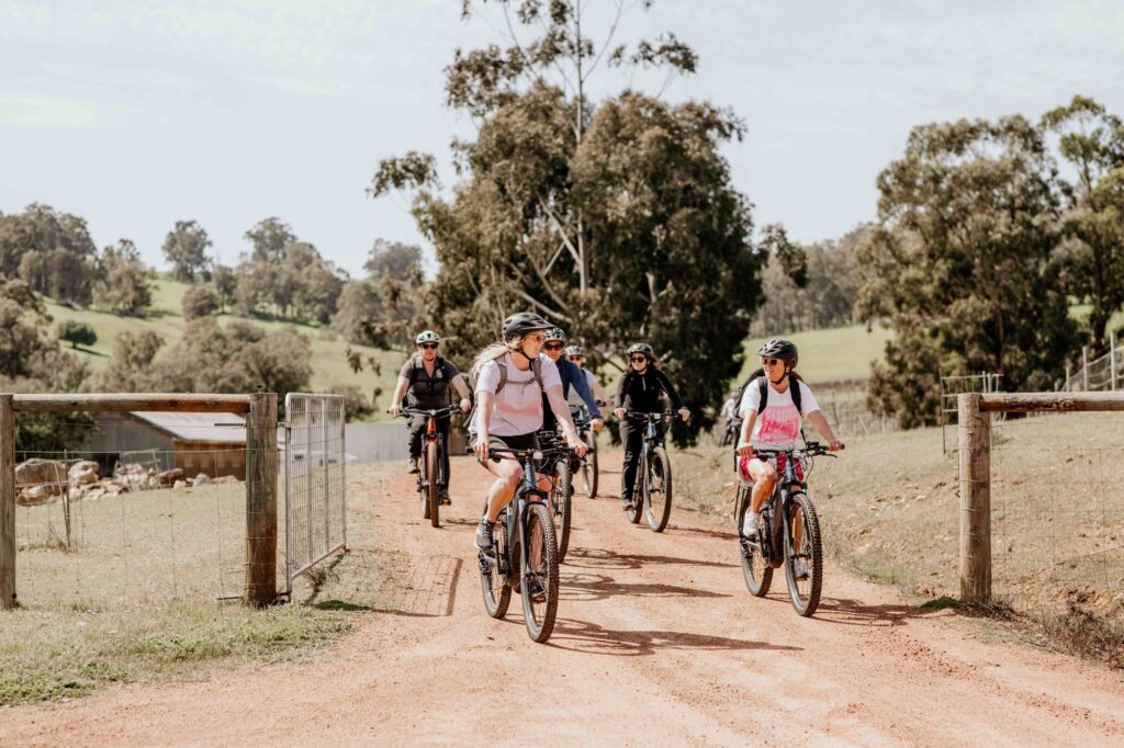 Adventure-Connections_Hackersley-Bike-Lunch-Tour_2023-2635