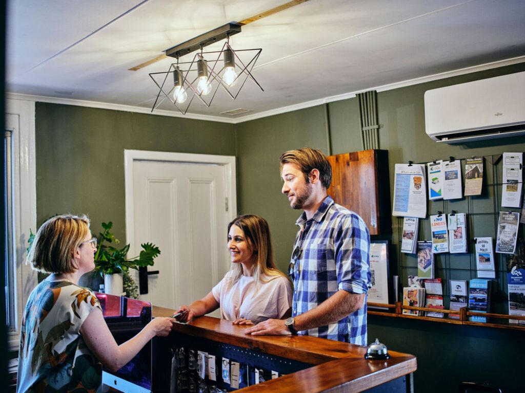 Black-Diamond-Lodge_Reception-6_Ord_2021-022