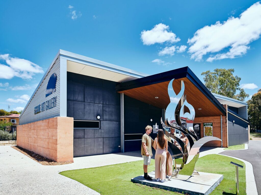 Collie-Art-Gallery_Ord_2020-034