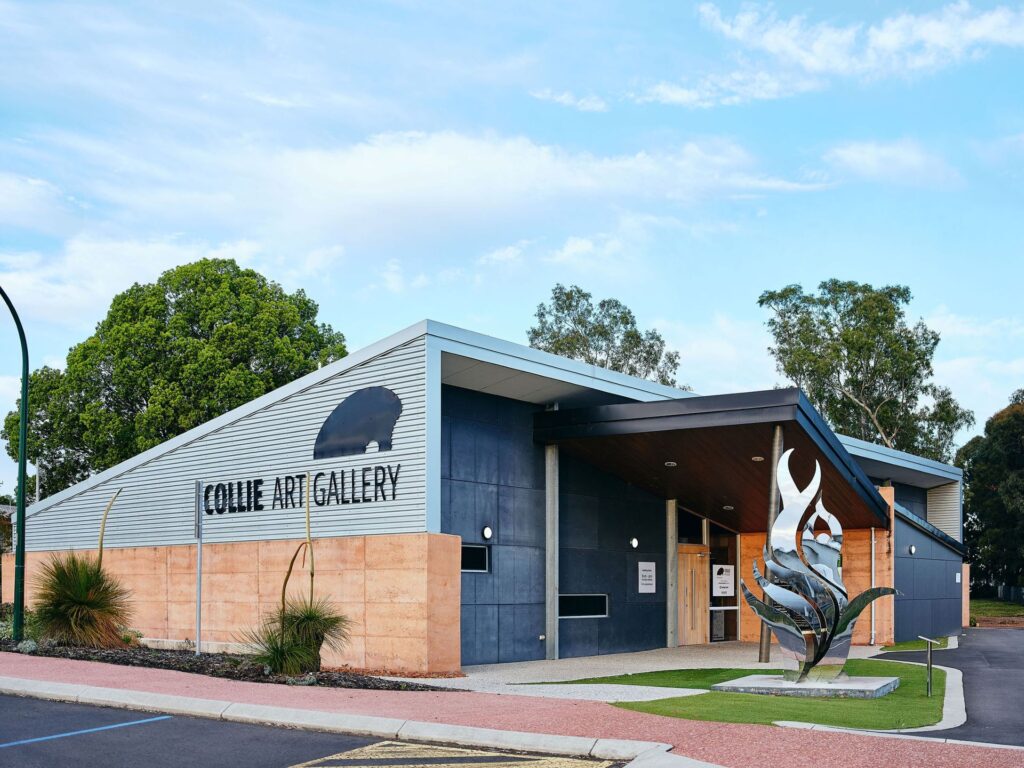 Collie-Art-Gallery_Ord_2020-135