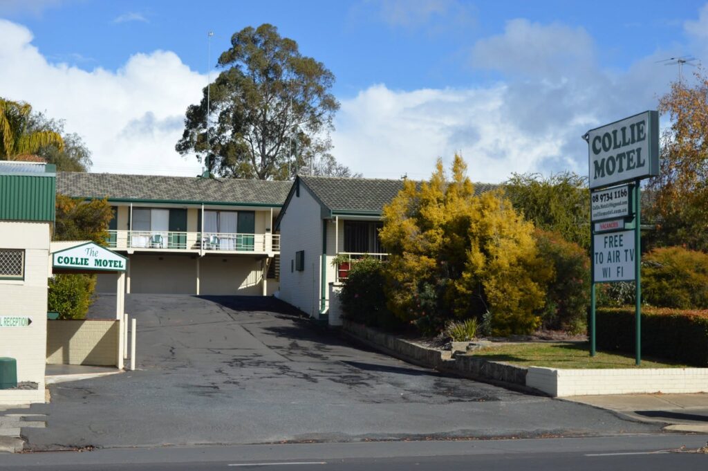 Collie-Motel_Front-2