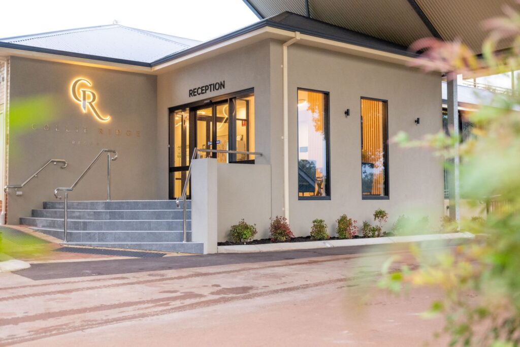 Collie-Ridge-Resort-Hotel_Reception-Exterior_Henderson_2023-091