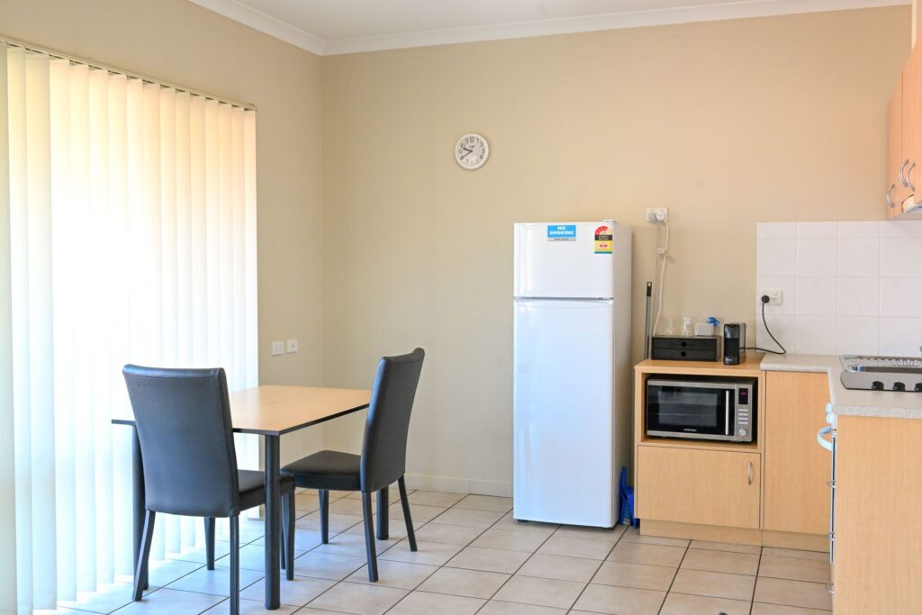 Collie-Ridge-Resort-Hotel_Room-Kitchen_Henderson_2023-109