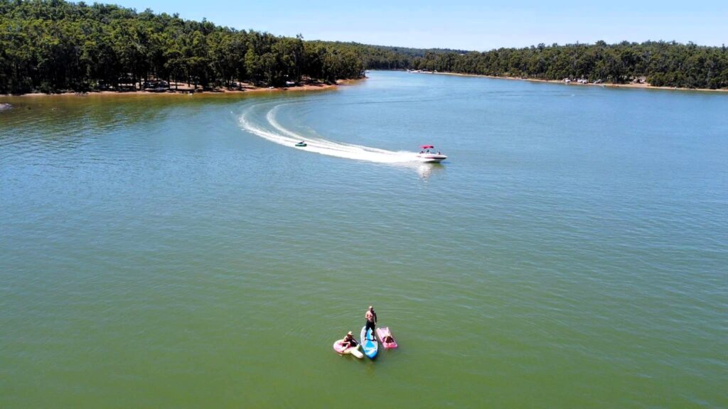 Glen-Mervyn-Dam_SUP-Boat