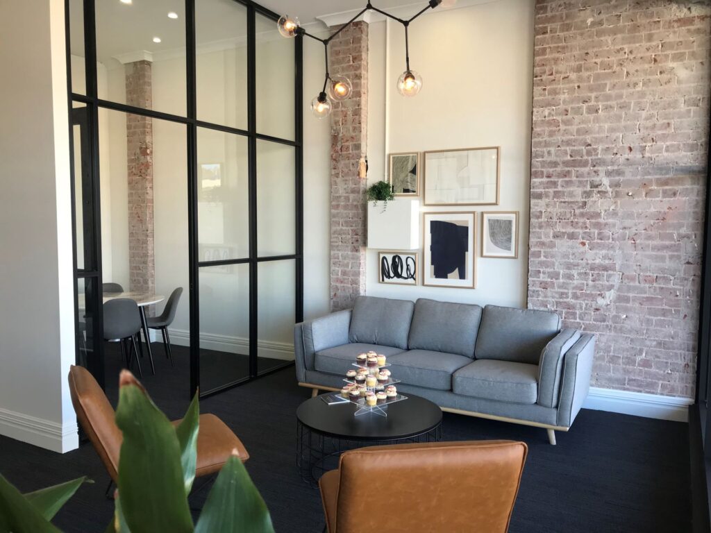 LJ-Hooker_Collie-office_2023_03