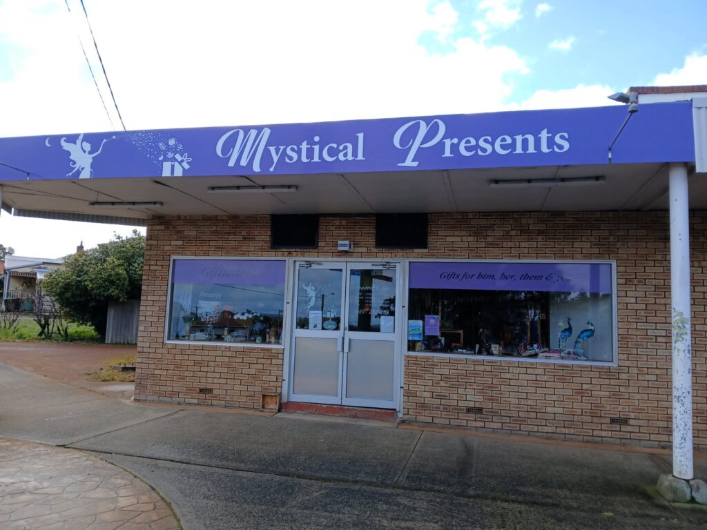 Mystical-Presents_exterior_KM_2025_01