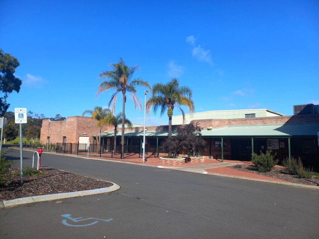 Roche-Park-Recreation-Centre_8731