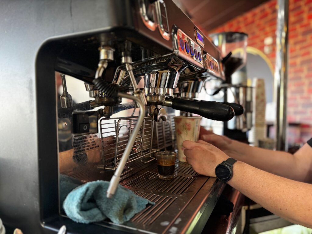 BarnZees-Burgers-and-Barista_making-coffee_CC_2025_01