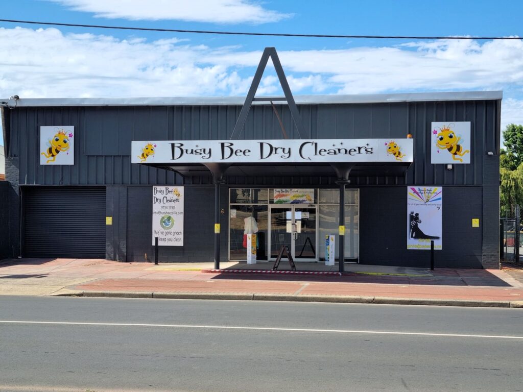 Busy-Bee-Dry-Cleaners_exterior_FB_2023_01