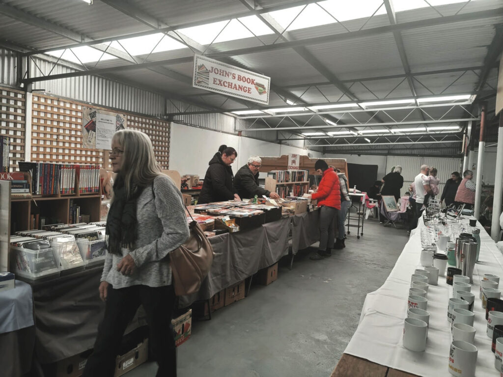 Collie-Country-Markets_books