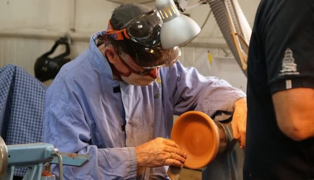 Collie-Woodturners_working_woodturners_2025_03