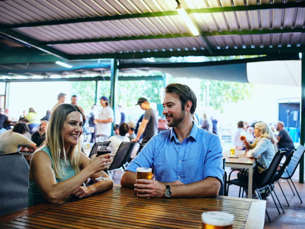 Federal-Hotel-Pub_Eat-Drink_Beer-Garden_Ord_2021-254