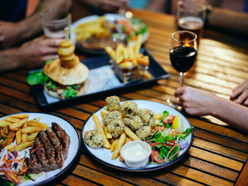 Federal-Hotel-Pub_Eat-Drink_Ord_2021-277