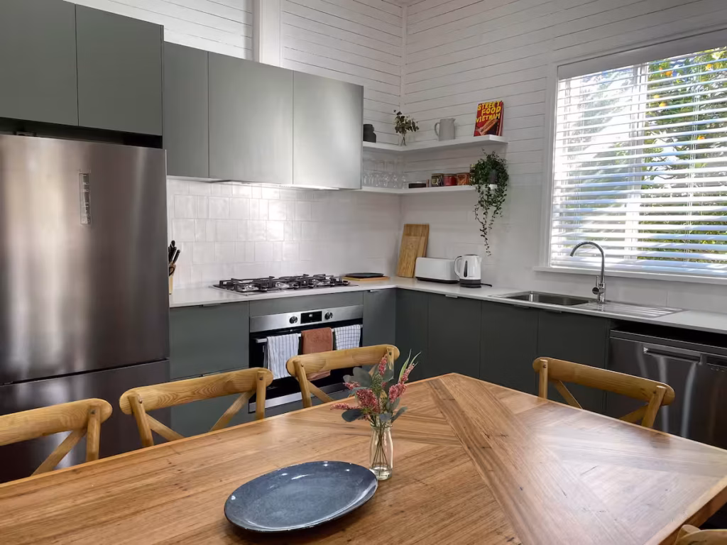 Mayfield-House_Kitchen_Accommodation_2023-1