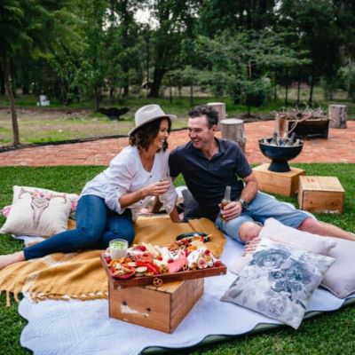 Red-Tail-Retreat-digital-outdoor-picnic_website_2021_11