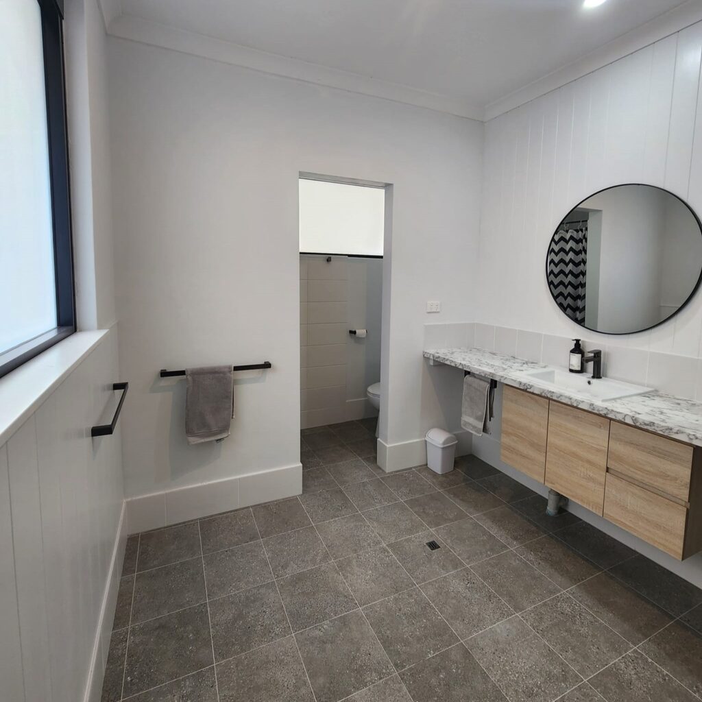 Wambenger-Lodge_Bathroom_Facebook_2024_03