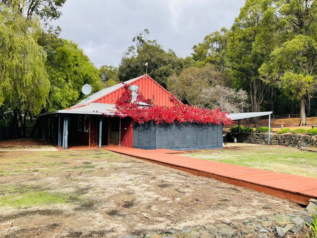Wellington-Forest-Cottages_Exterior-5