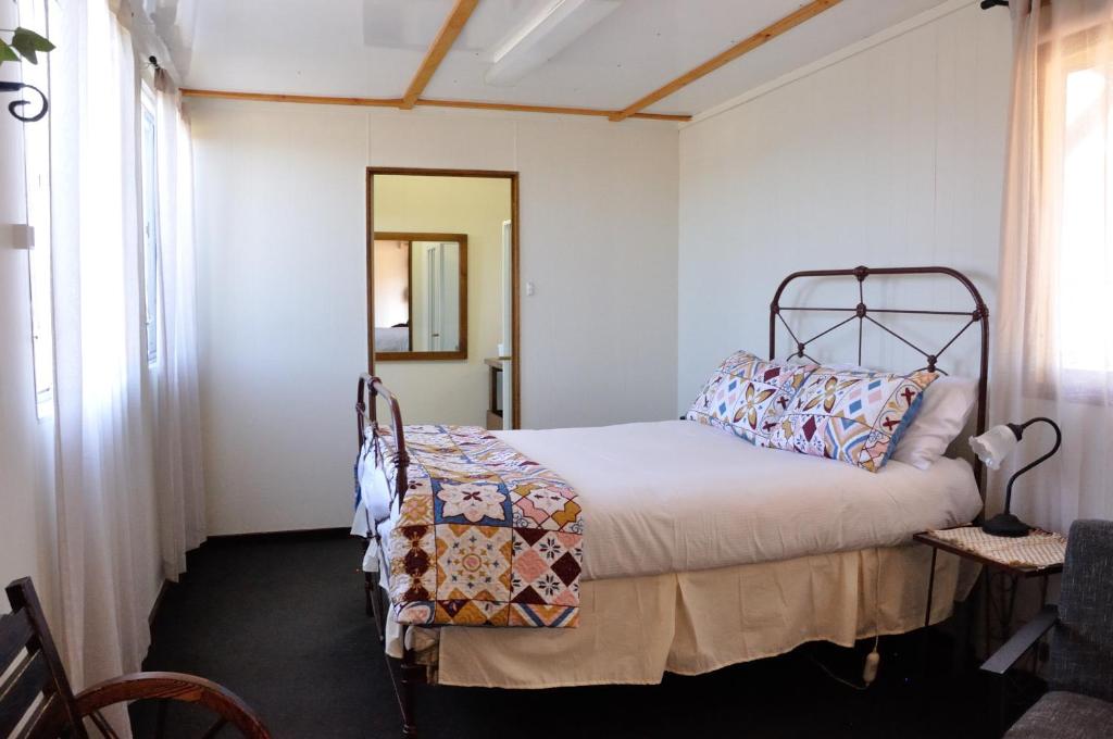 Wliga-Farm-Stay_Bedroom_02