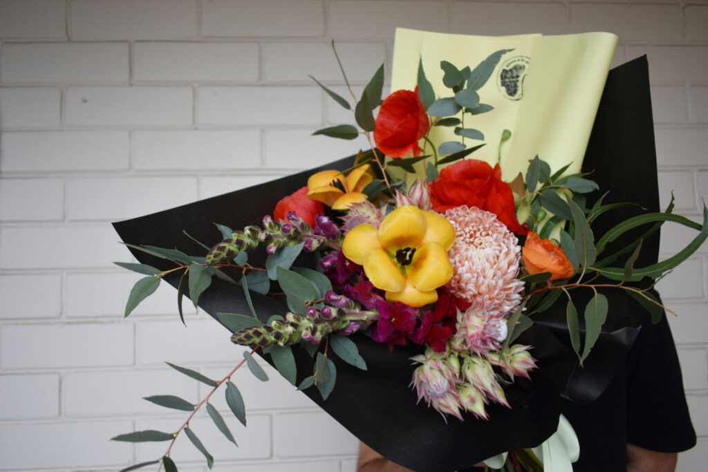 Bloom-and-Brush_Shopping-Arts-6